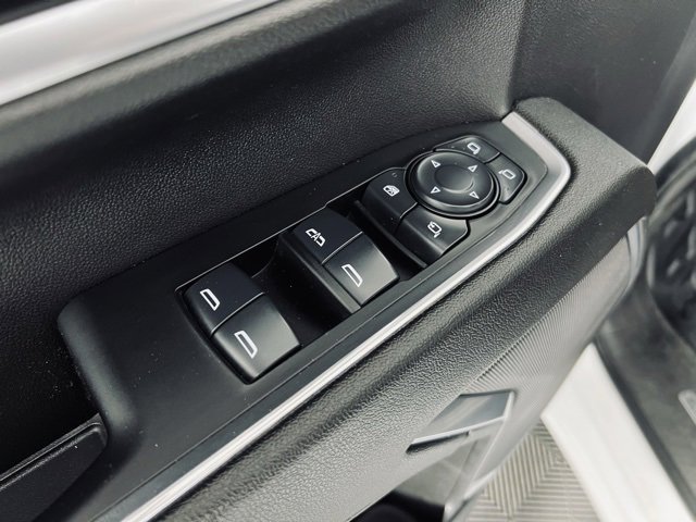 Used 2024 GMC Sierra 3500 SLE image 19