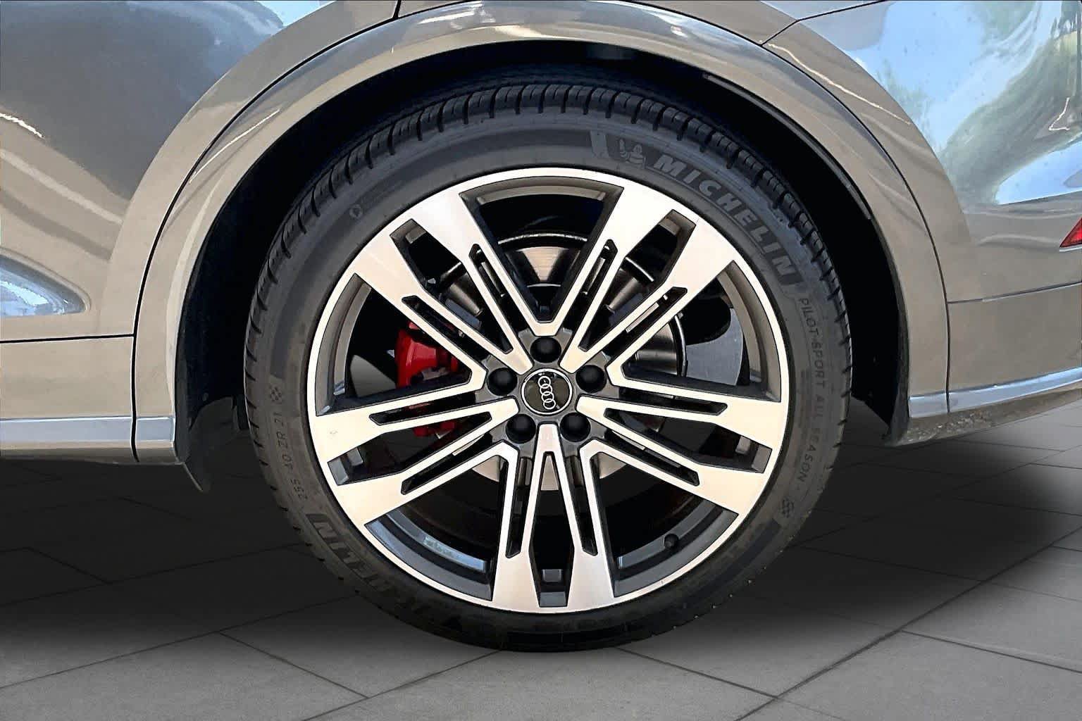 Used 2019 Audi SQ5 Premium Plus AWD/4WD image 10