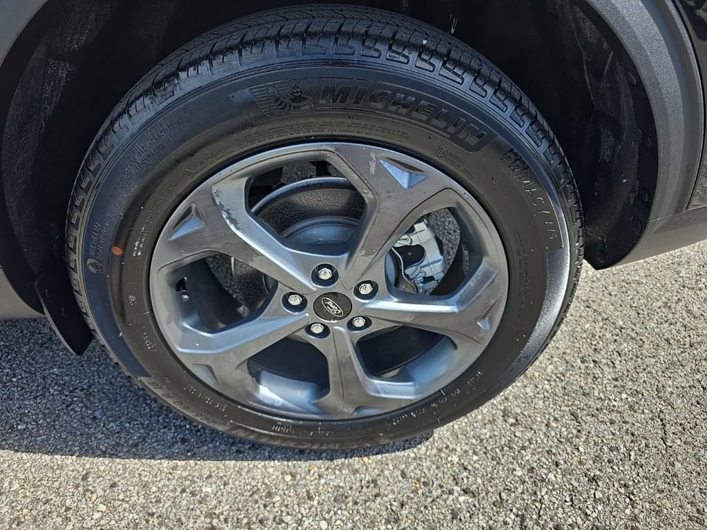 Used 2025 Ford Escape ST-Line AWD/4WD image 9