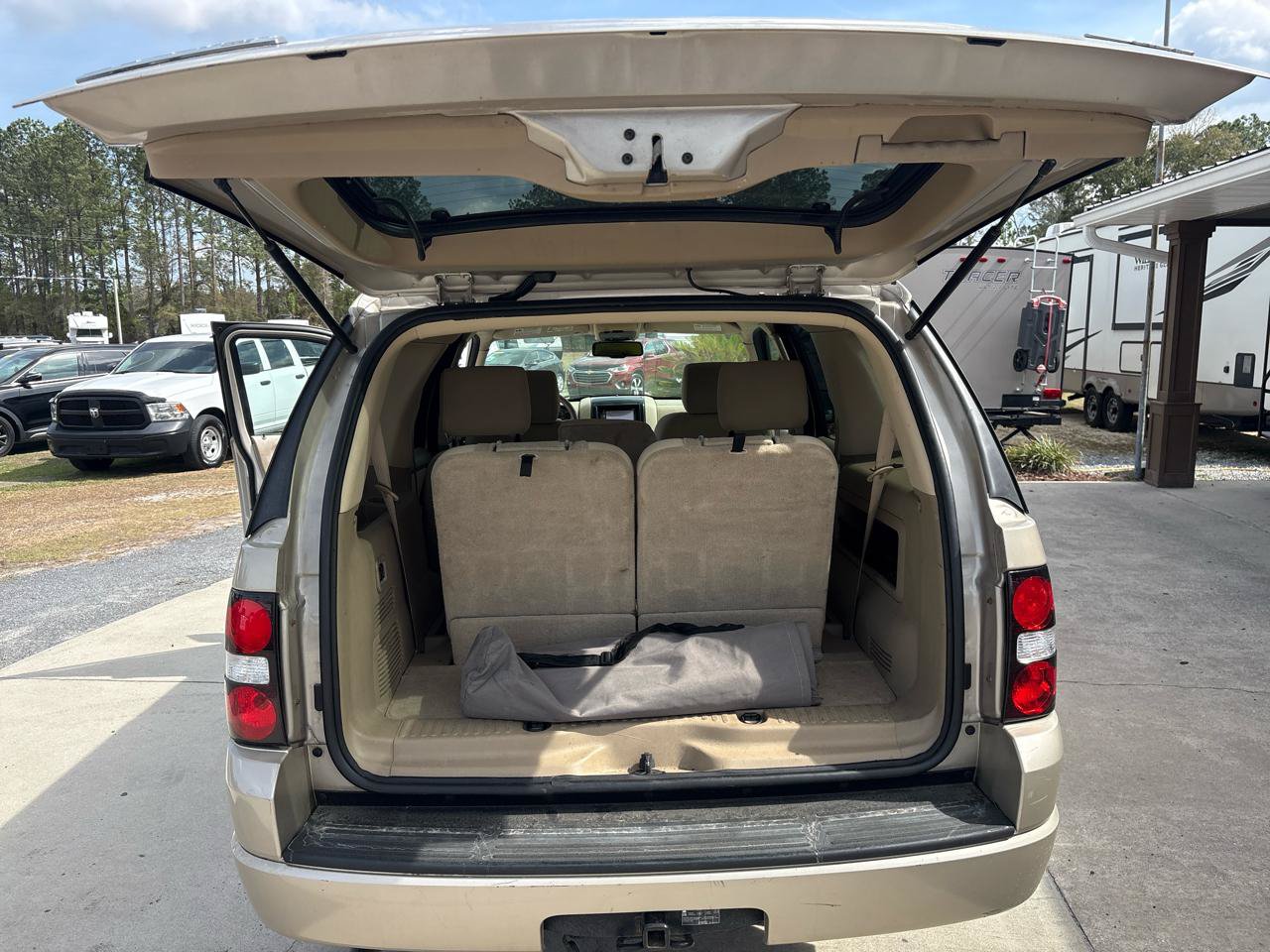 Used 2007 Ford Explorer XLT RWD image 15