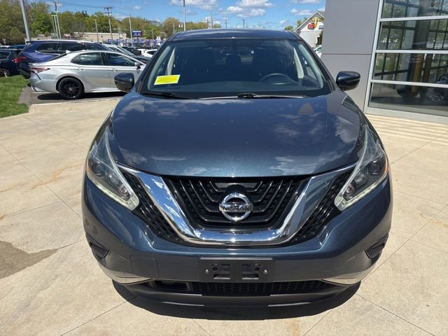 Used 2018 Nissan Murano S AWD/4WD image 2