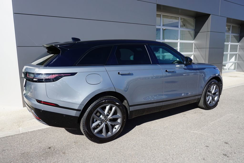 New 2026 Land Rover Range Rover Velar Dynamic SE image 4