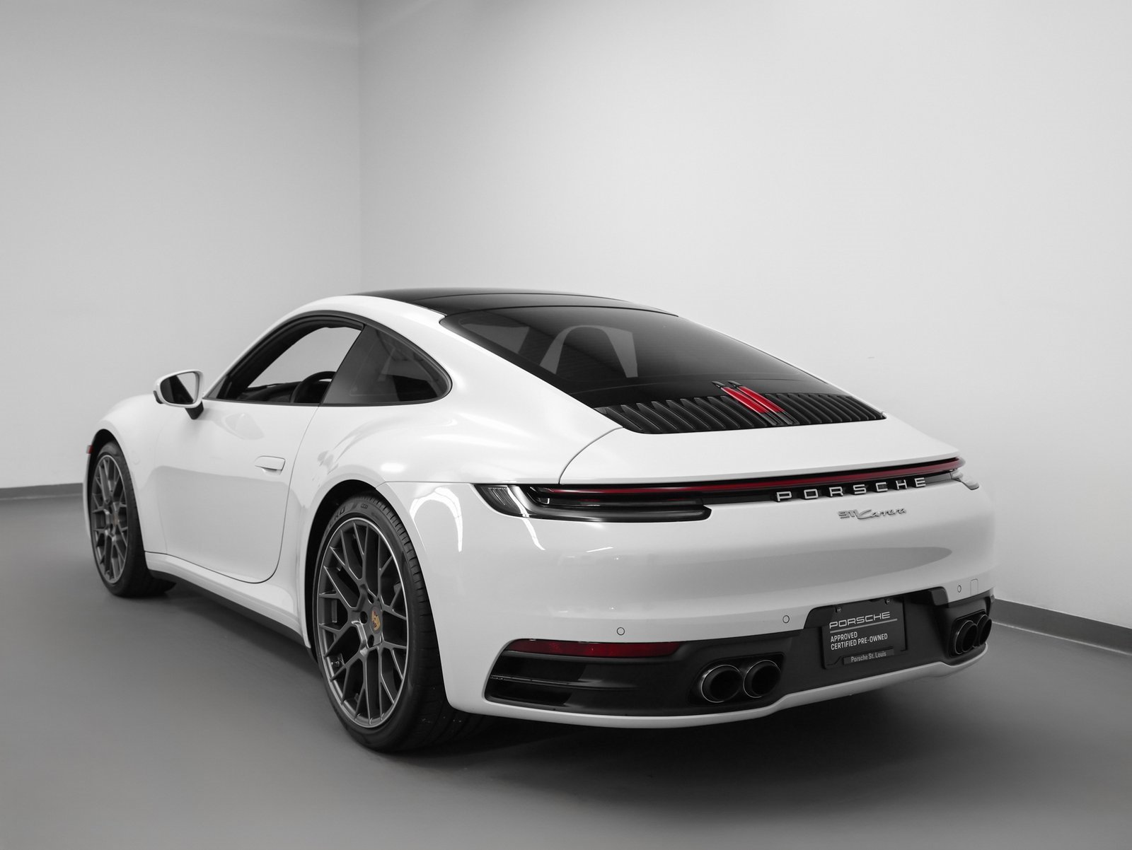Used 2021 Porsche 911 Carrera image 3