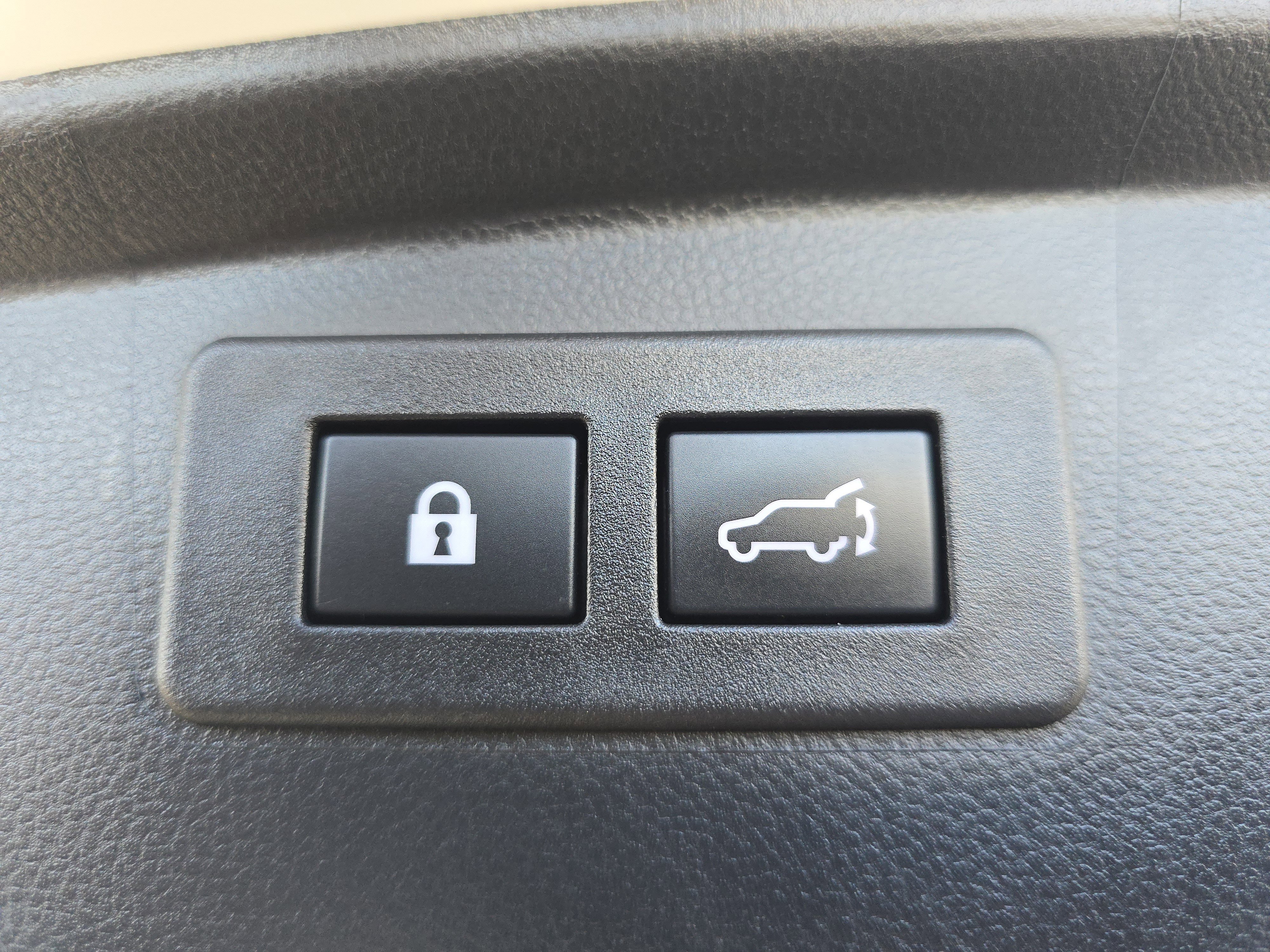 Certified 2023 Subaru Outback Touring XT image 18