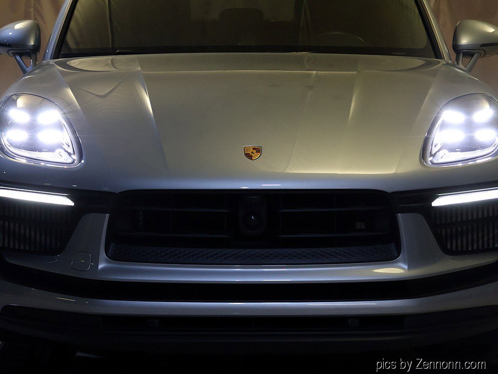 Used 2023 Porsche Macan S image 6