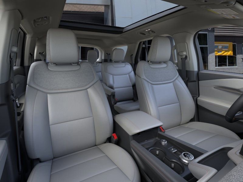New 2026 Ford Explorer Active w/ Active Comfort Package AWD/4WD image 10