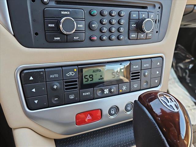 Used 2010 Maserati GranTurismo Convertible RWD image 8