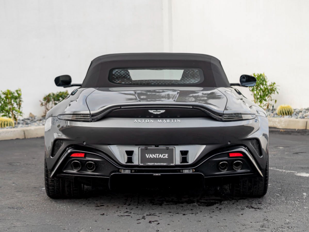 Used 2026 Aston Martin V8 Vantage Convertible RWD image 10