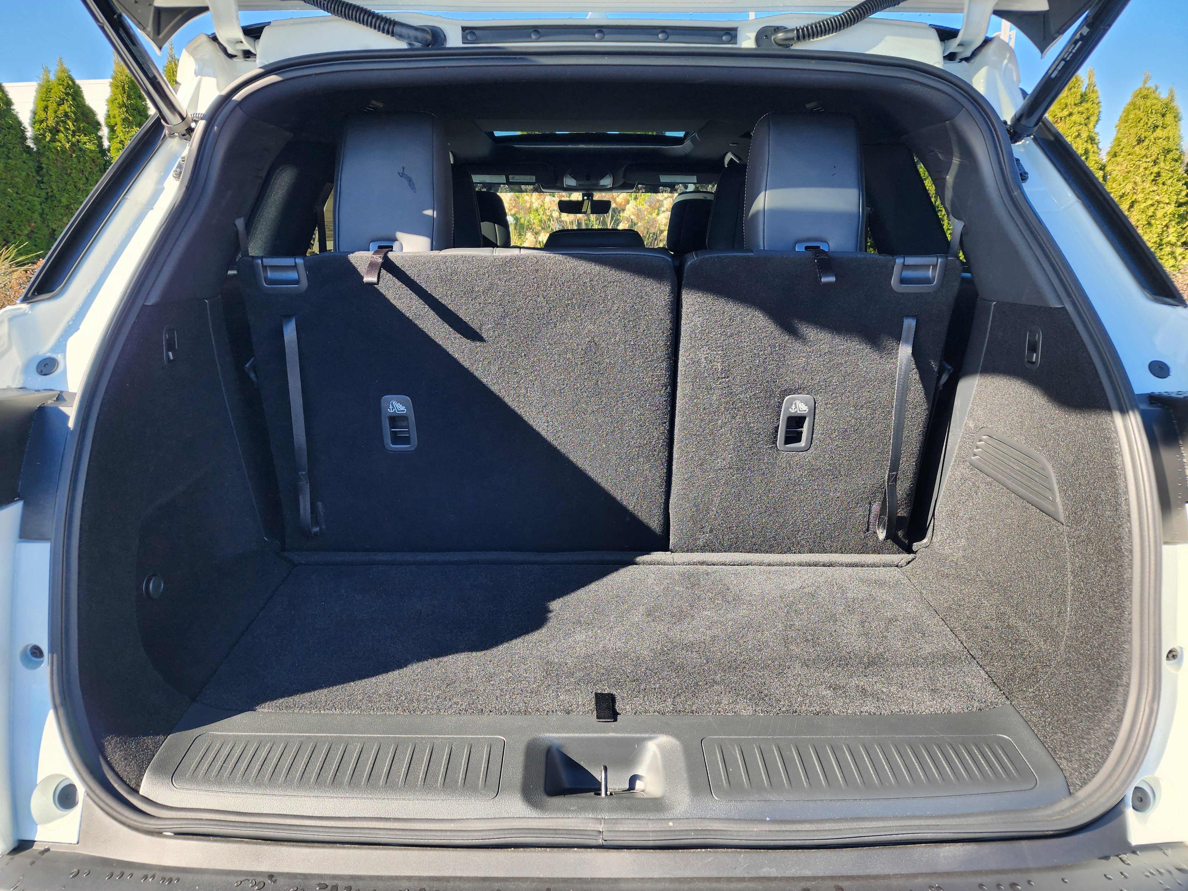 Used 2025 INFINITI QX60 Luxe w/ Black Edition image 11