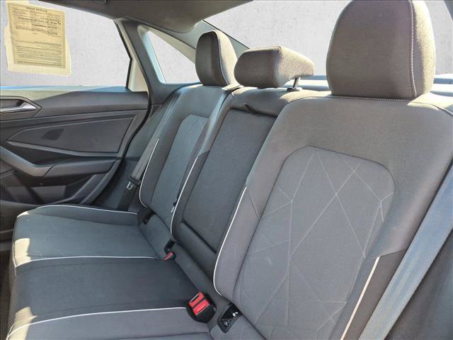 Used 2025 Volkswagen Jetta Sport FWD image 18
