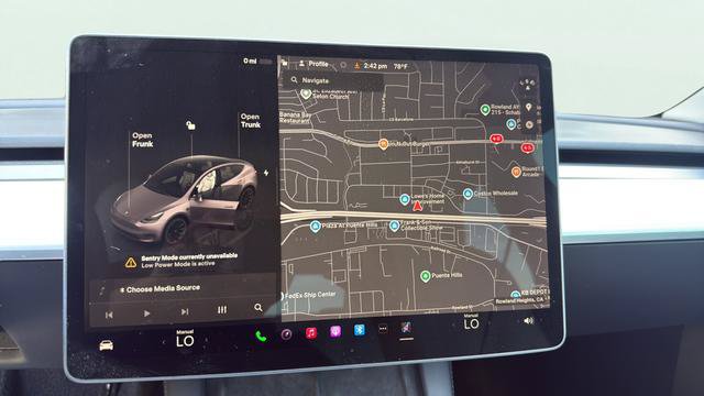 Used 2023 Tesla Model Y Long Range AWD/4WD image 16