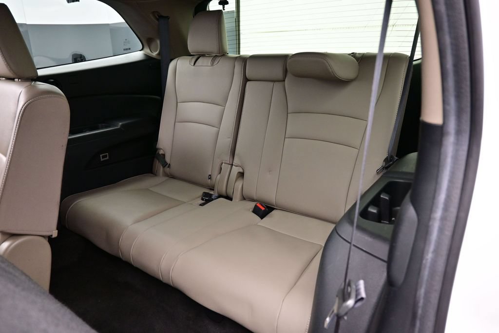 Used 2021 Honda Pilot Touring image 29