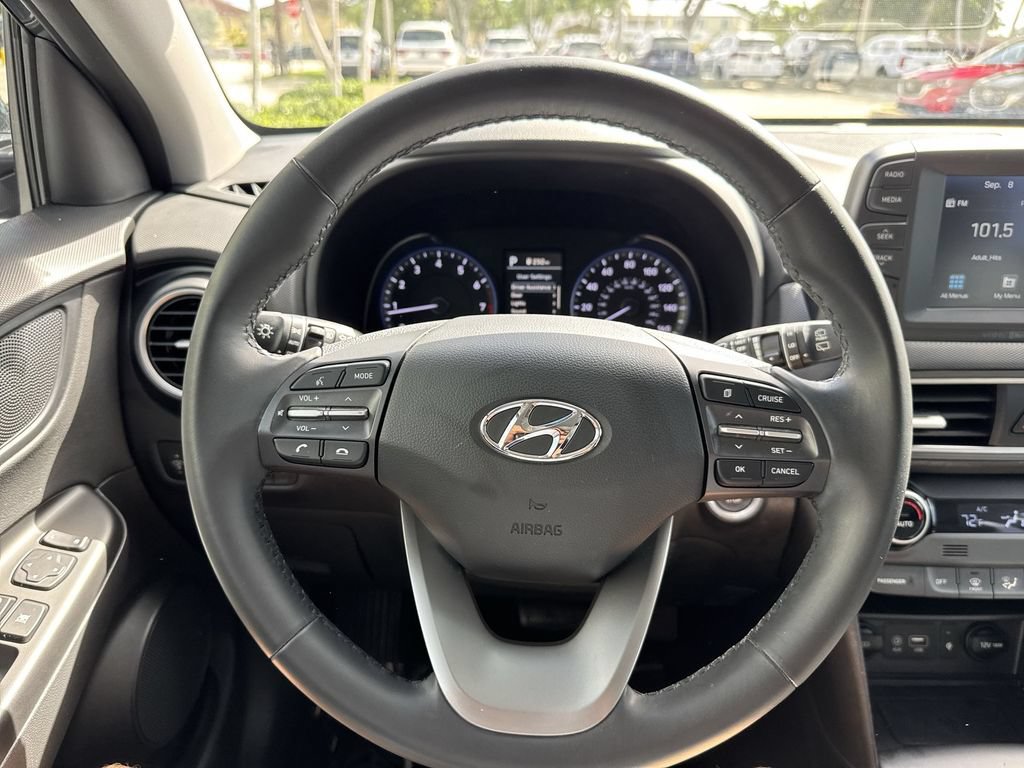 Used 2021 Hyundai Kona Limited w/ Cargo Package FWD image 47
