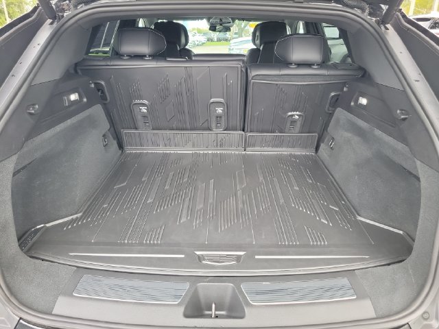 Certified 2024 Cadillac Lyriq Luxury AWD/4WD image 20