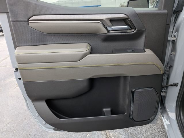 Used 2024 Chevrolet Silverado 1500 ZR2 w/ Technology Package image 29