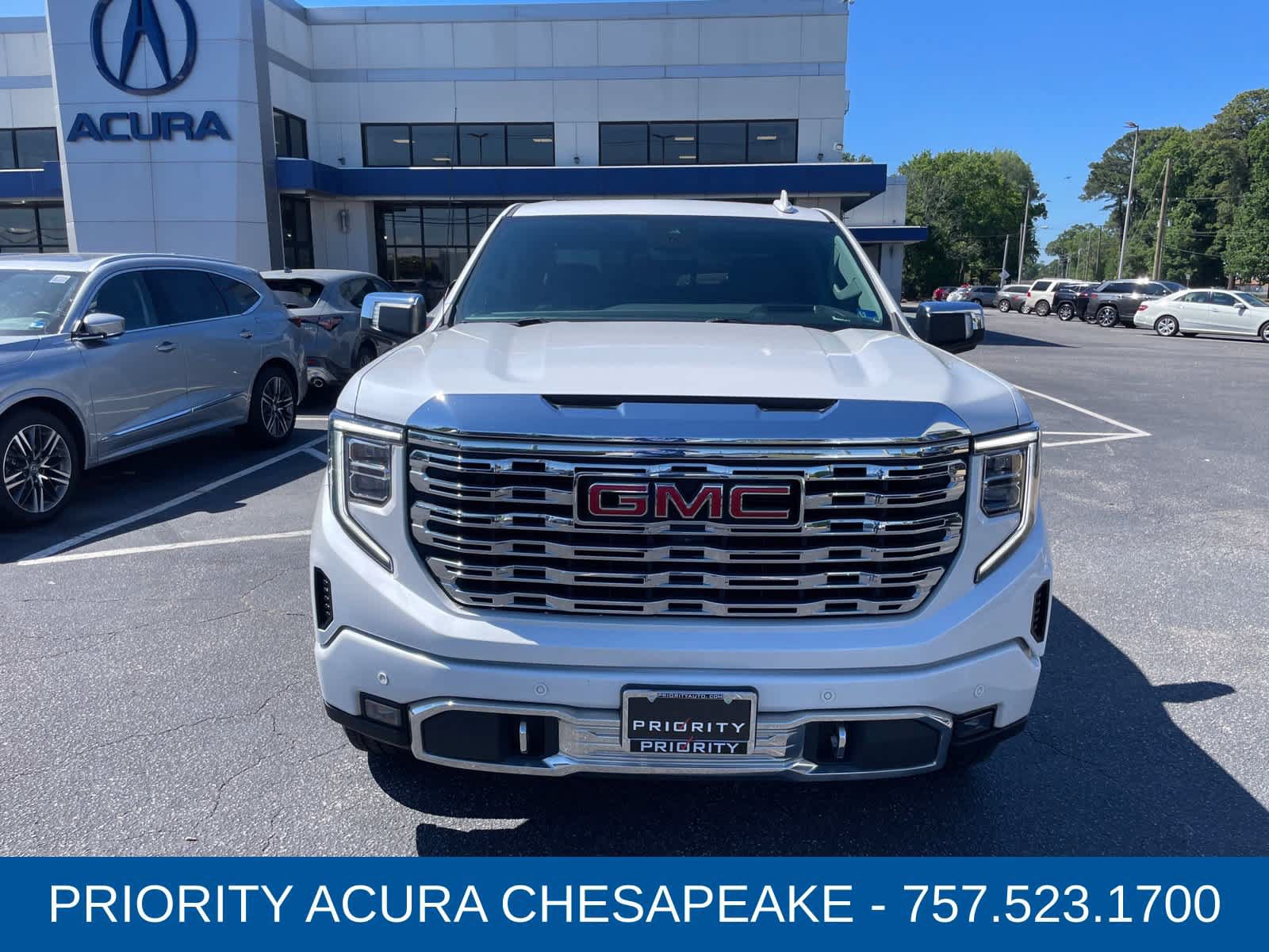 Used 2023 GMC Sierra 1500 Denali w/ Denali Reserve Package AWD/4WD image 7