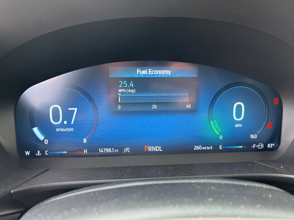 Used 2024 Ford Escape ST-Line Select w/ Tech Pack #2 AWD/4WD image 9