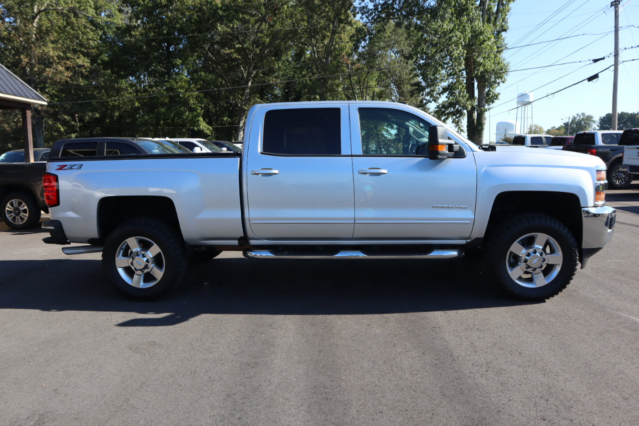 Used 2019 Chevrolet Silverado 2500 LT w/ All Star Edition image 4