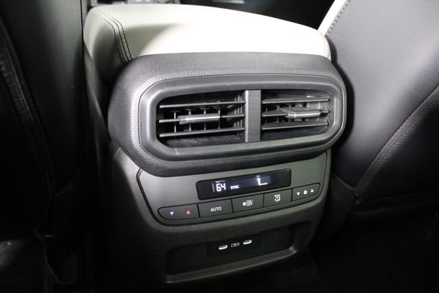 Used 2024 Honda Pilot EX-L image 42