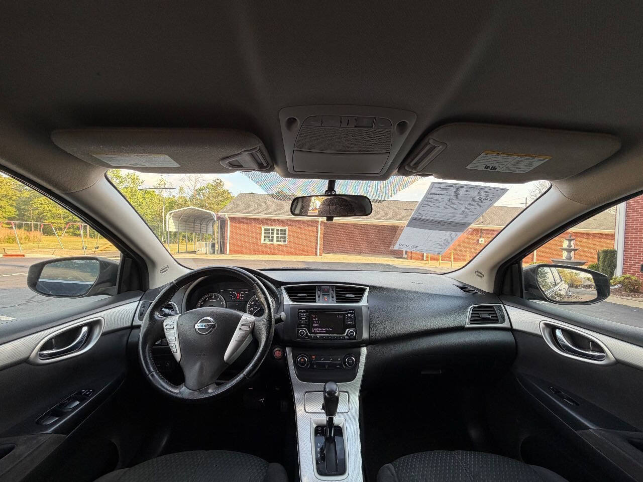 Used 2015 Nissan Sentra SR FWD image 14