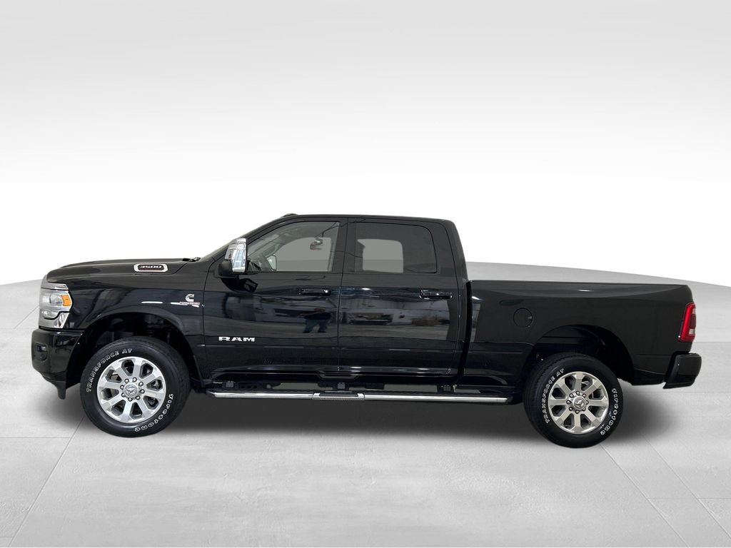 Used 2023 RAM 3500 Laramie AWD/4WD image 2