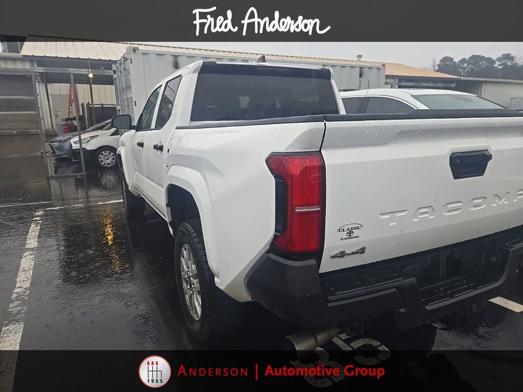 Used 2024 Toyota Tacoma SR AWD/4WD image 10