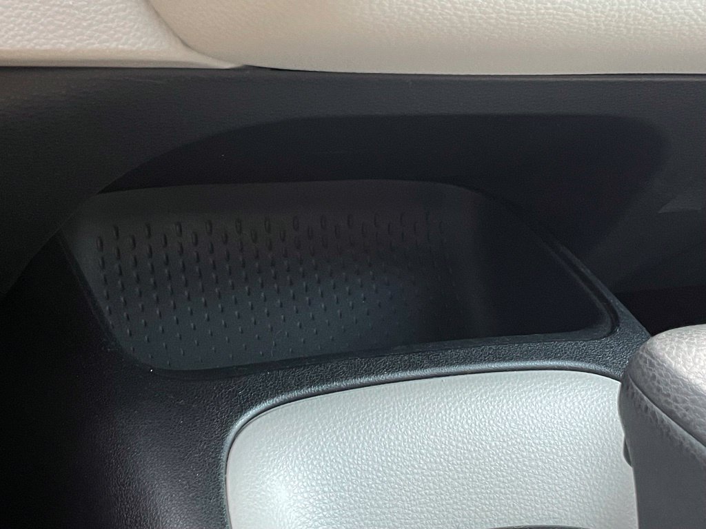 Used 2021 Toyota Corolla L FWD image 20