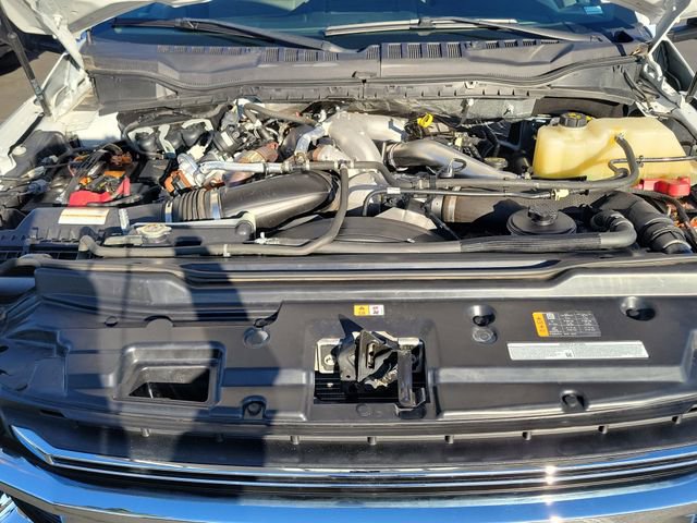 Certified 2022 Ford F550 4x4 Regular Cab Super Duty image 27