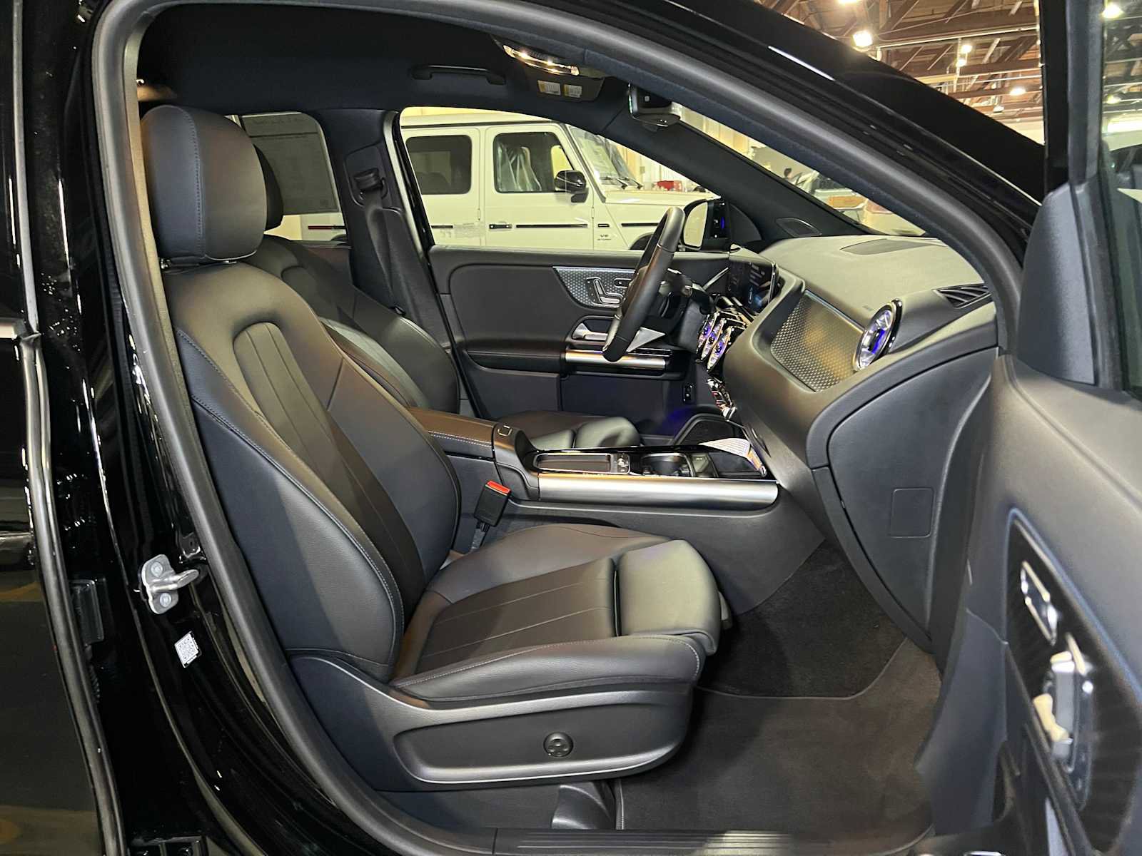 Certified 2025 Mercedes-Benz GLA 250 4MATIC image 11
