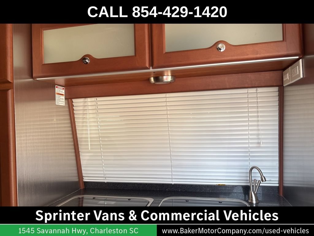 Used 2016 Mercedes-Benz Sprinter 3500 image 8