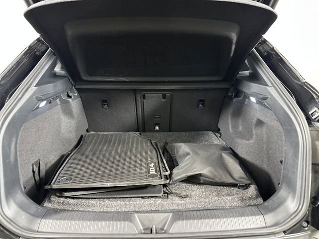 Used 2022 Volkswagen ID.4 Pro S image 25
