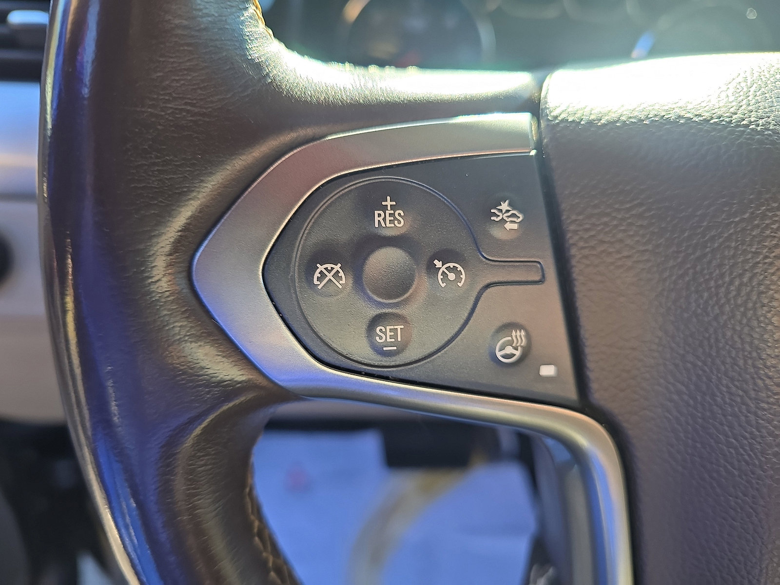 Used 2016 Chevrolet Tahoe LTZ image 16