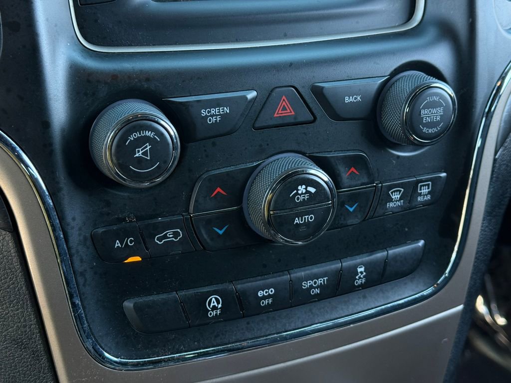 Used 2016 Jeep Grand Cherokee Laredo w/ Quick Order Package 23E image 28