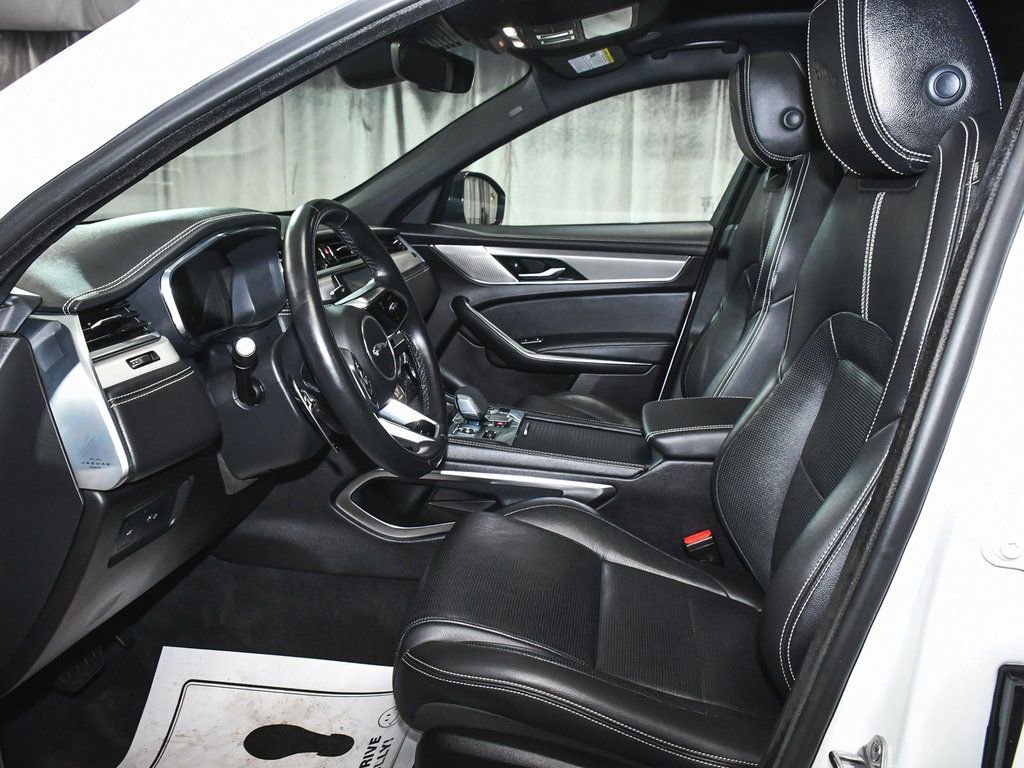 Used 2024 Jaguar F-PACE R-Dynamic S image 48