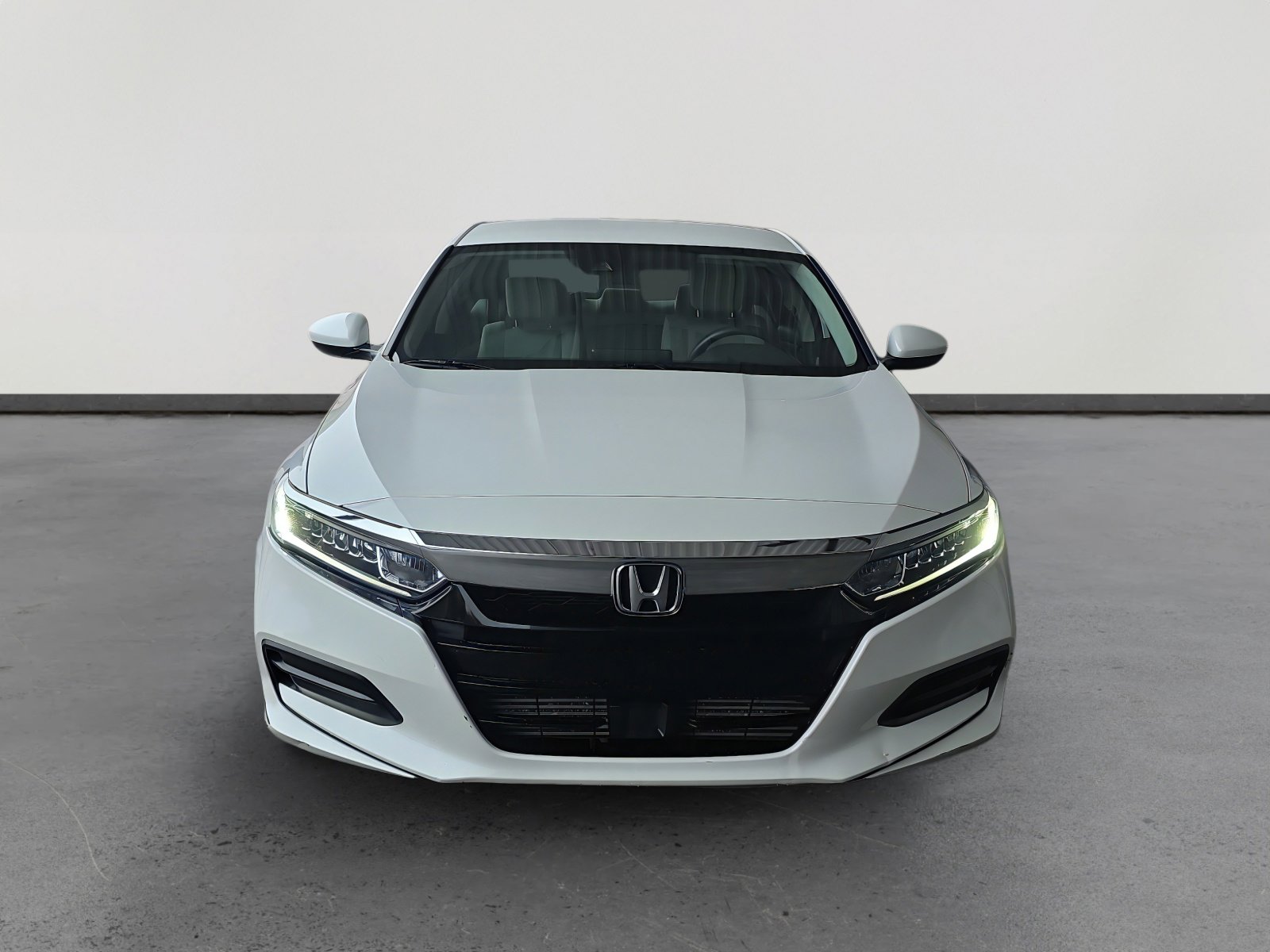 Used 2018 Honda Accord LX image 8