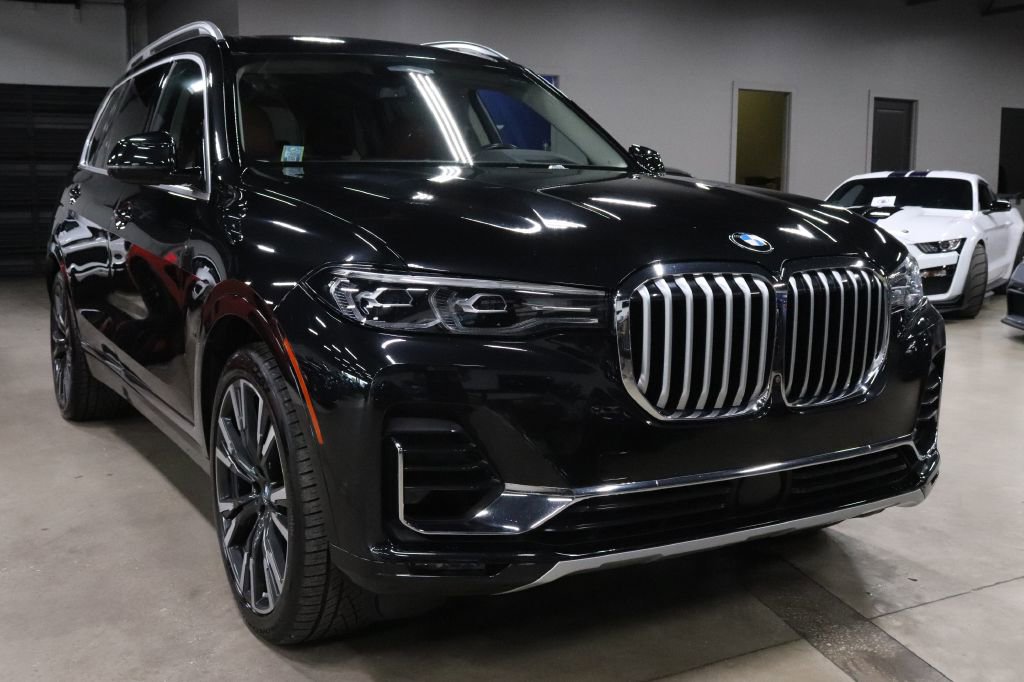Used 2022 BMW X7 xDrive40i w/ Premium Package image 7
