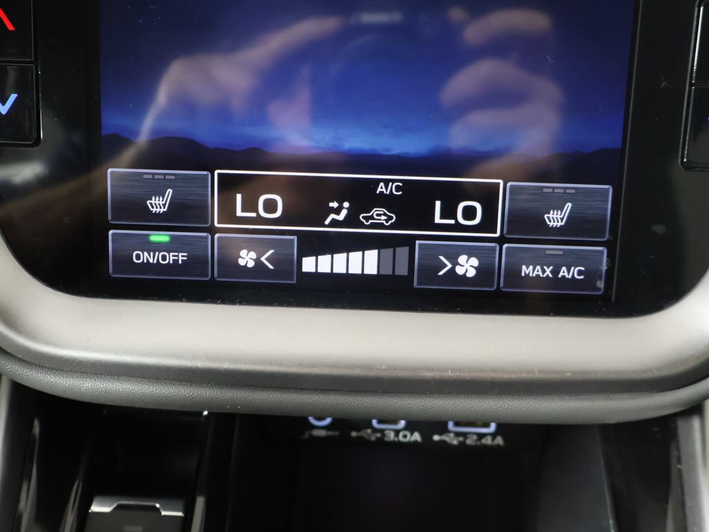 Used 2025 Subaru Outback Onyx Edition AWD/4WD image 48