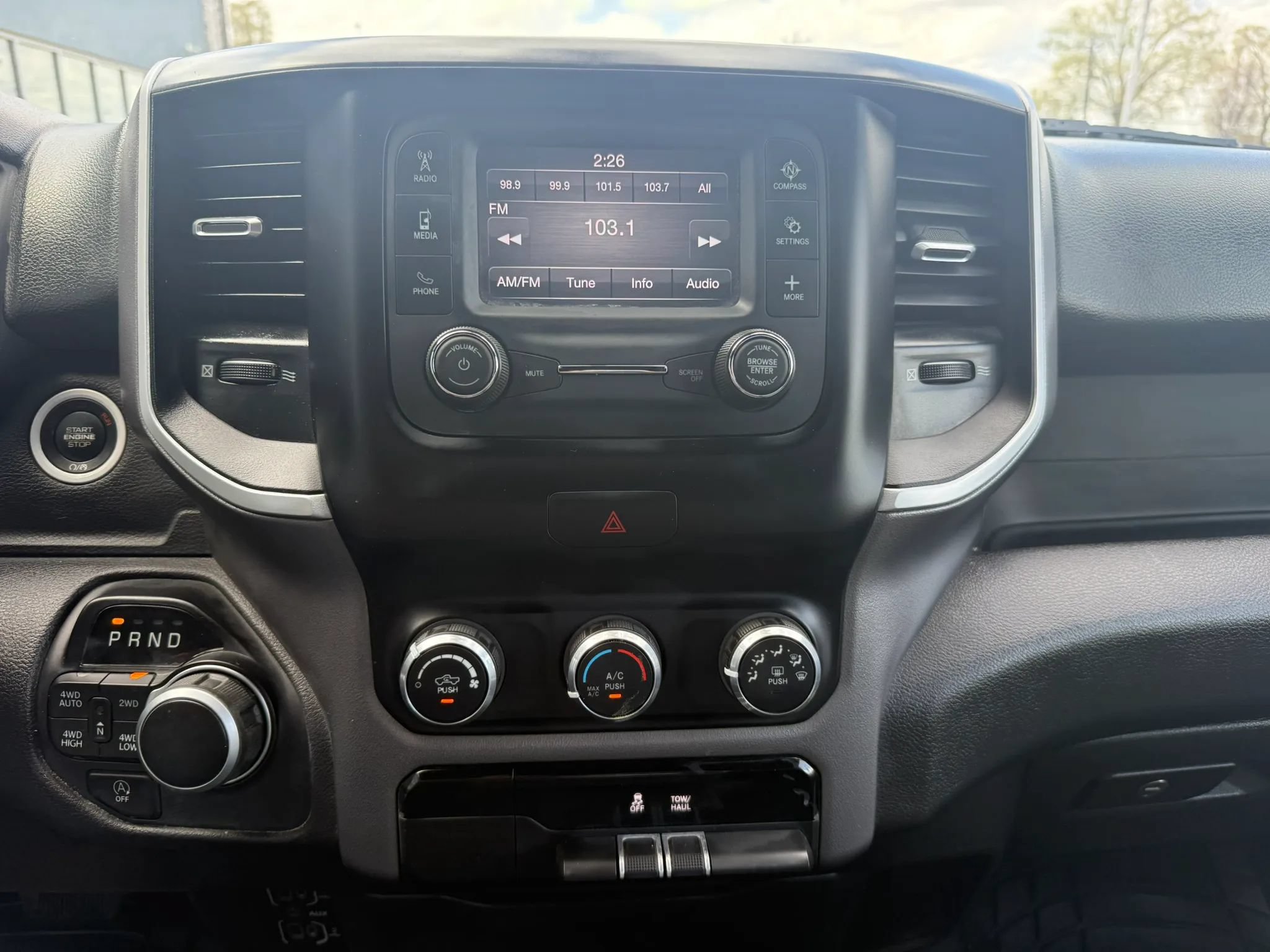 Used 2022 RAM 1500 Big Horn AWD/4WD image 11