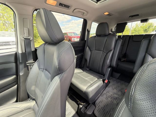 Used 2023 Subaru Ascent Touring AWD/4WD image 12
