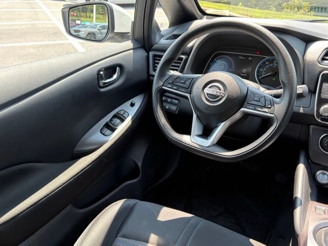 Used 2024 Nissan Leaf S FWD image 31