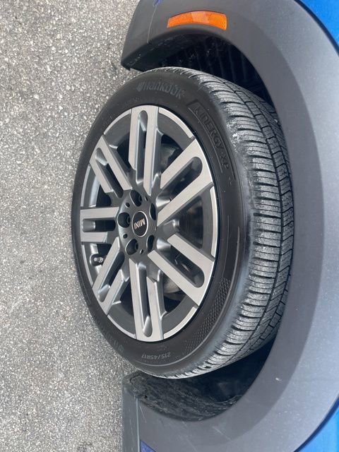 Used 2025 MINI Cooper S image 9