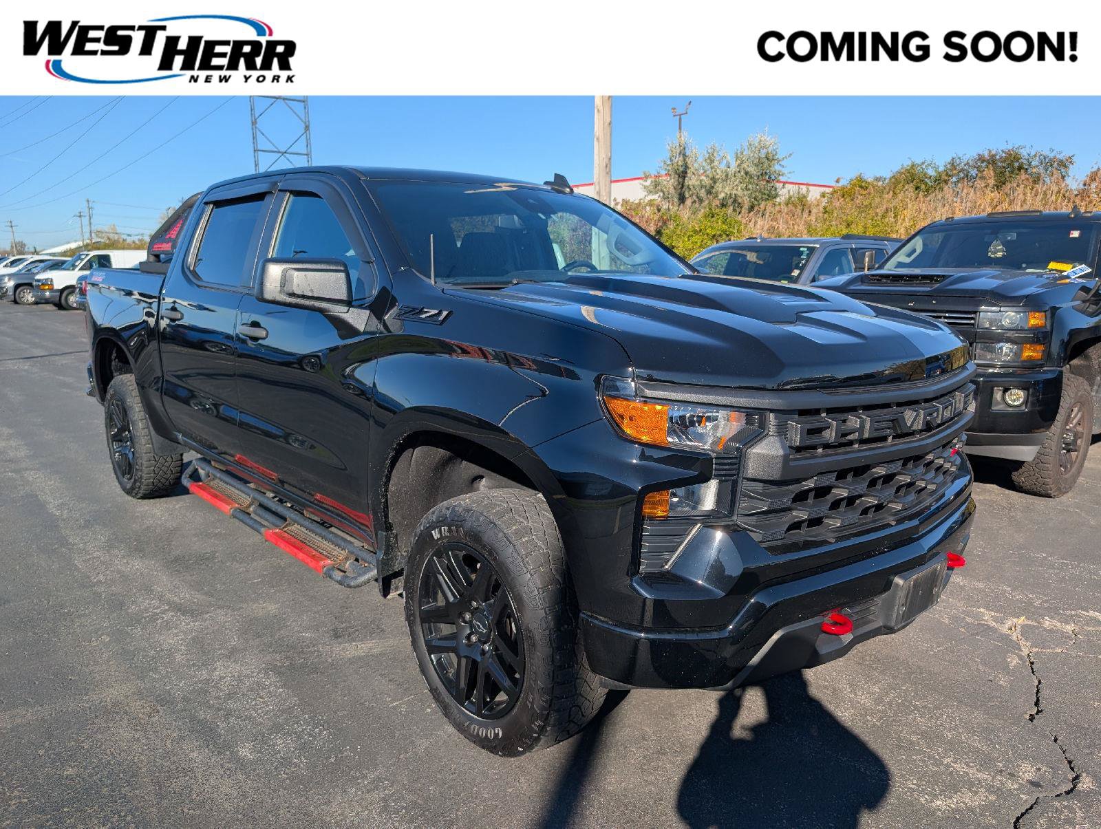 Used 2023 Chevrolet Silverado 1500 Custom Trail Boss w/ LPO, Dark Essentials Package AWD/4WD image 1