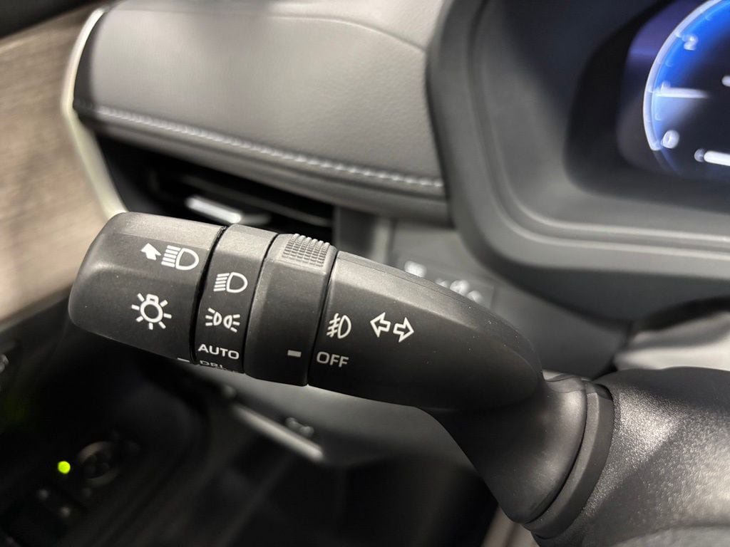 Used 2026 Toyota Grand Highlander AWD image 21