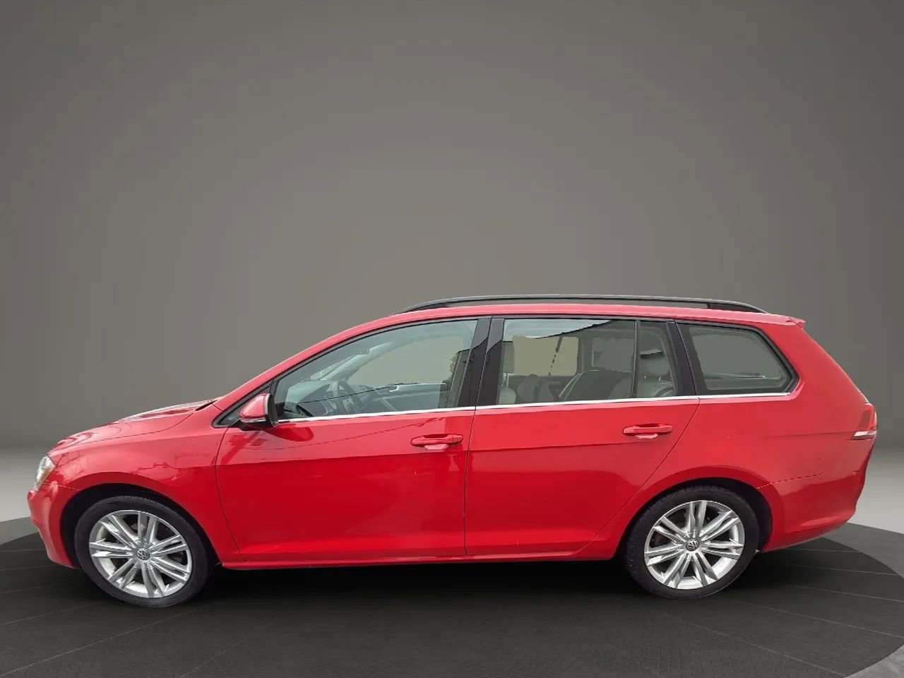 Used 2016 Volkswagen Golf Limited Edition image 8