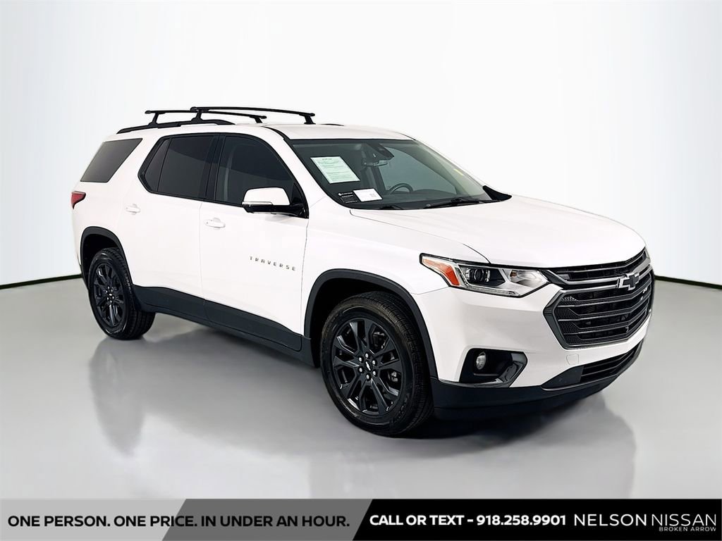 Used 2020 Chevrolet Traverse RS w/ LPO, Floor Liner Package FWD image 3