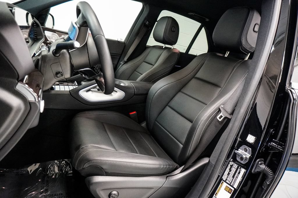 Used 2025 Mercedes-Benz GLE 450e 4MATIC image 6