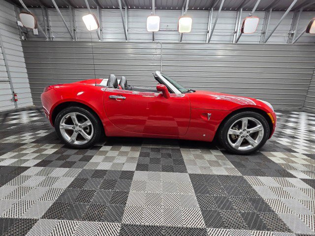 Used 2006 Pontiac Solstice Convertible w/ Premium Package RWD image 10