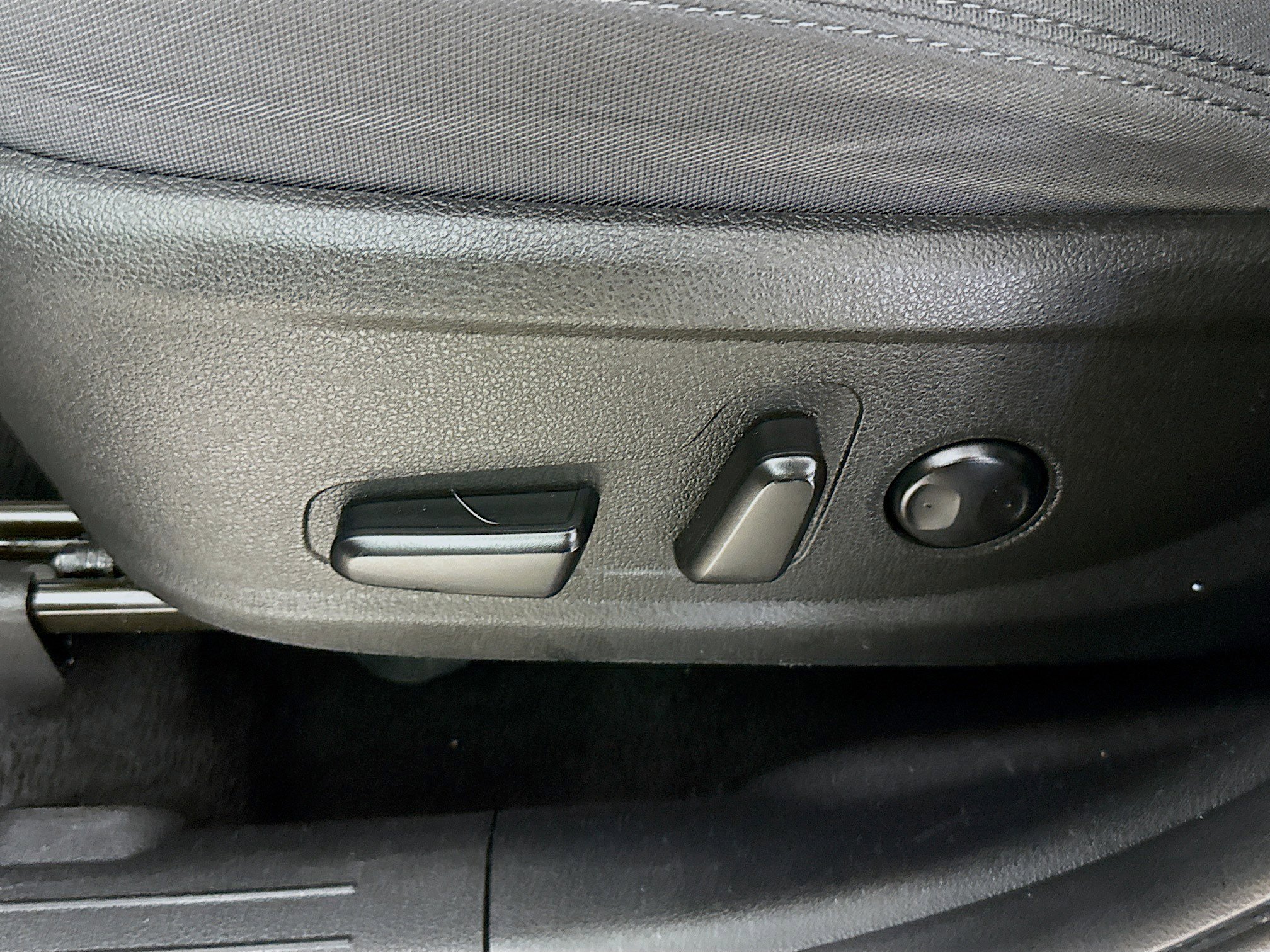 Used 2022 Hyundai Santa Fe SEL w/ Convenience Package image 22