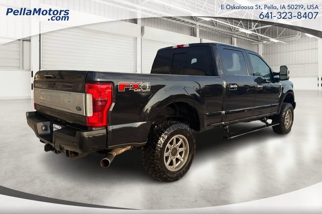 Used 2019 Ford F250 Platinum w/ Platinum Ultimate Package AWD/4WD image 3