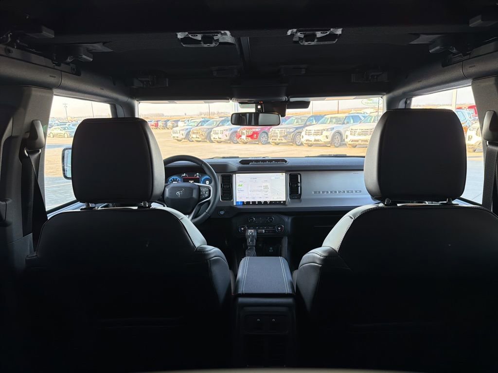 New 2025 Ford Bronco Outer Banks w/ Sasquatch Package AWD/4WD image 24